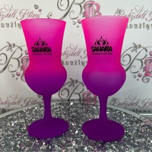 Sahara hotel Club Las Vegas Pink Purple Ombre Glass Wine Goblets (Set of 2) cups